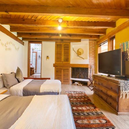 La Joya Del Viento Bed & Breakfast Valle de Bravo Exterior photo